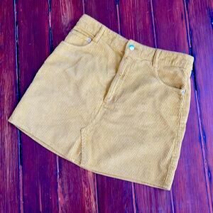 Zara TRF corduroy flat front hi rise mini skirt sz M